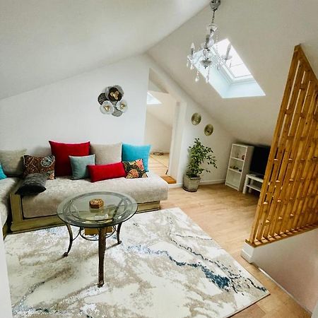 Appartement Charmant Et Lumineux Вилжуиф Екстериор снимка
