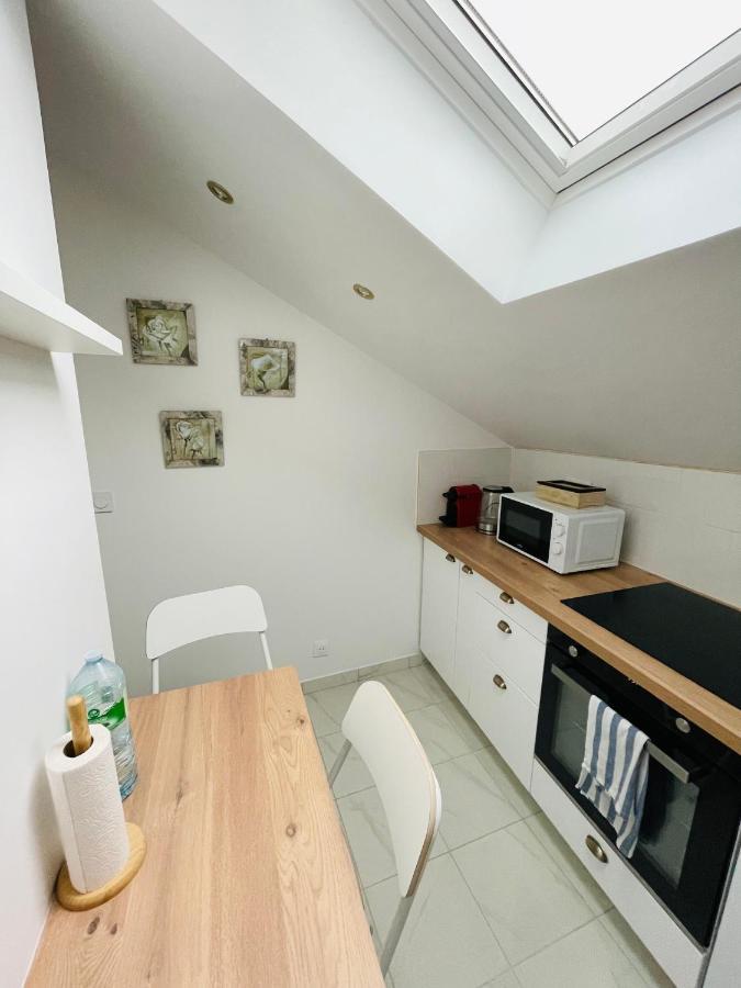 Appartement Charmant Et Lumineux Вилжуиф Екстериор снимка